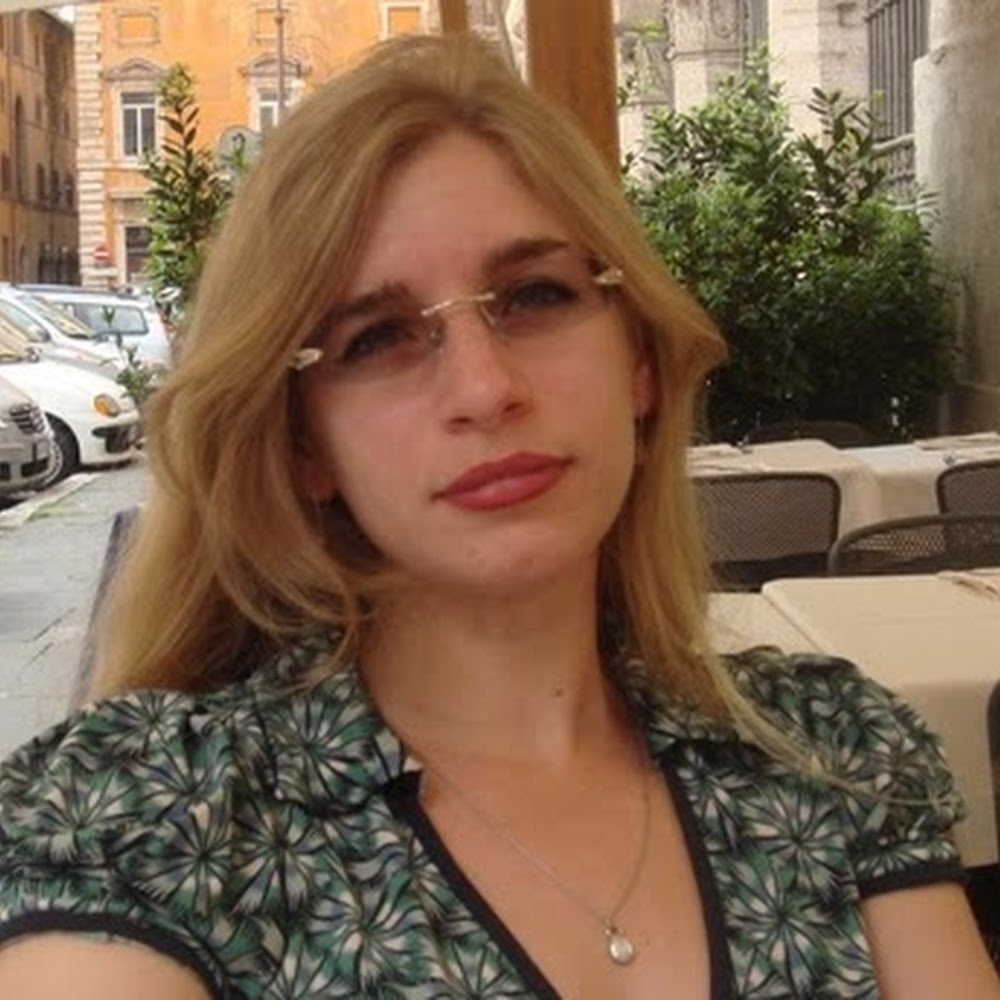 Meet your Posher, Helen